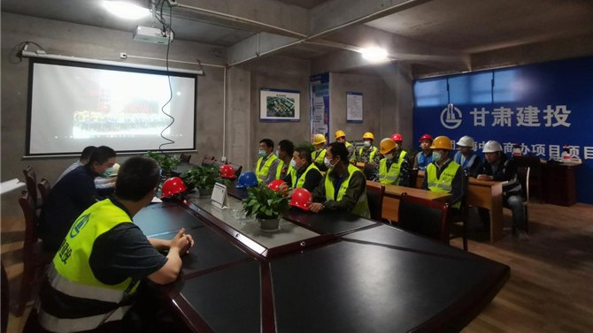 上海公司開(kāi)展《保障農(nóng)民工工資支付條例》 宣傳周活動(dòng)