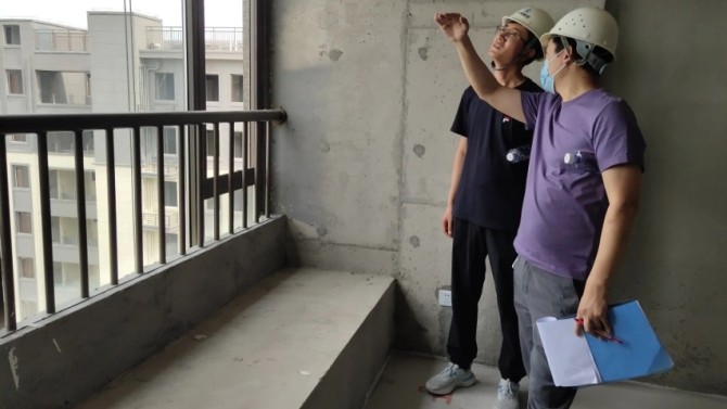 【“三抓三促”在行動】炎夏擔(dān)使命，齊心保交樓