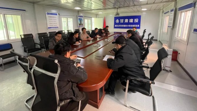 人勤春早復(fù)工忙，奮力沖刺開(kāi)門(mén)紅